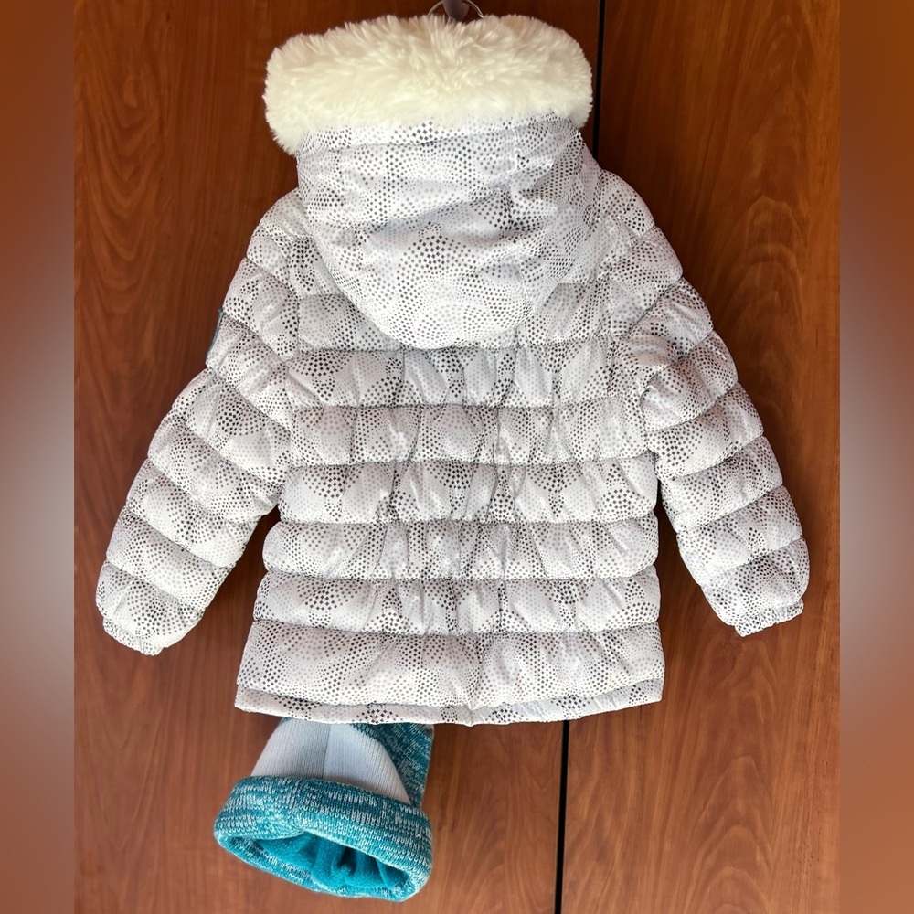 Snozu - White mosaic warm puffy down Jacket w/Beanie Faux Fur (Size 2t ) NWT - Picture 4 of 8